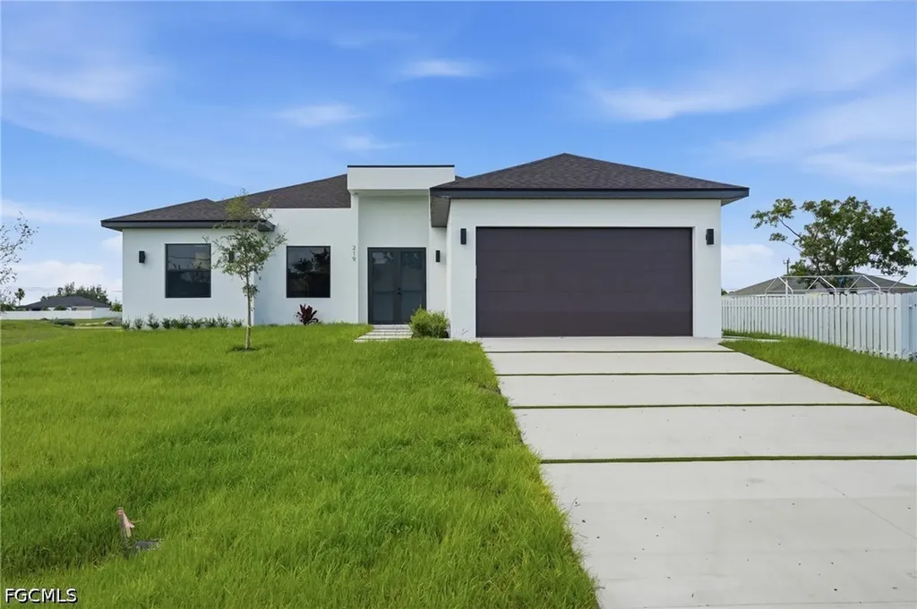 219 NE 15th Terrace Cape Coral FL 33909