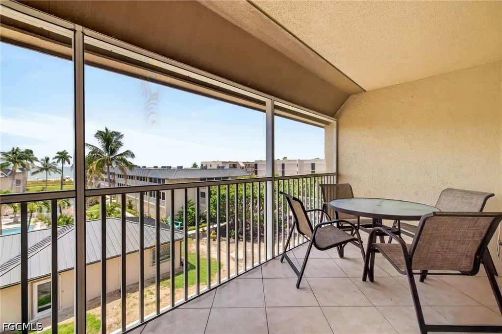 1246 Fulgur Street Sanibel FL 33957
