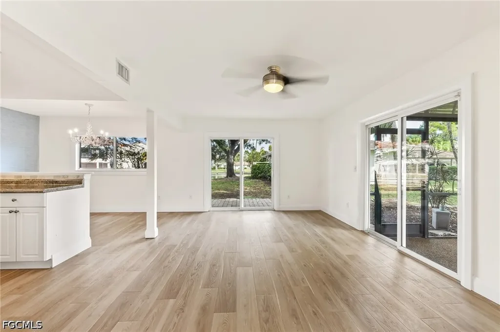 4277 Island Circle Fort Myers FL 33919