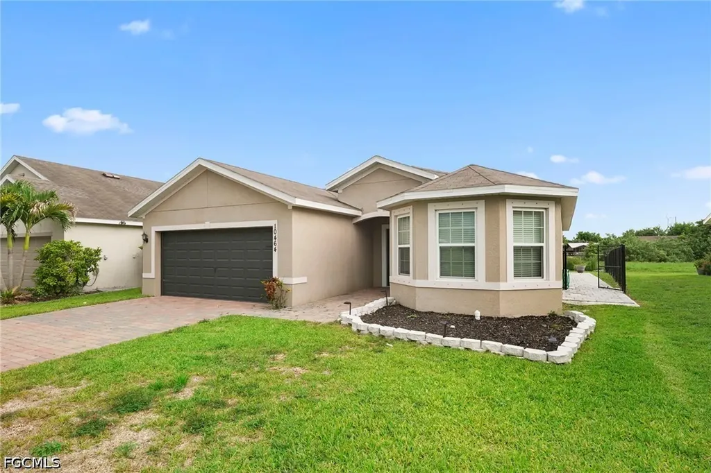 10464 Canal Brook Lane Lehigh Acres FL 33936