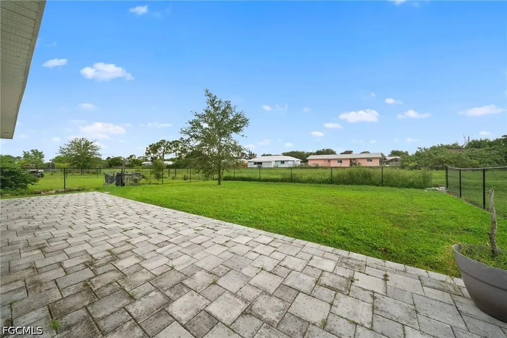 10464 Canal Brook Lane Lehigh Acres FL 33936