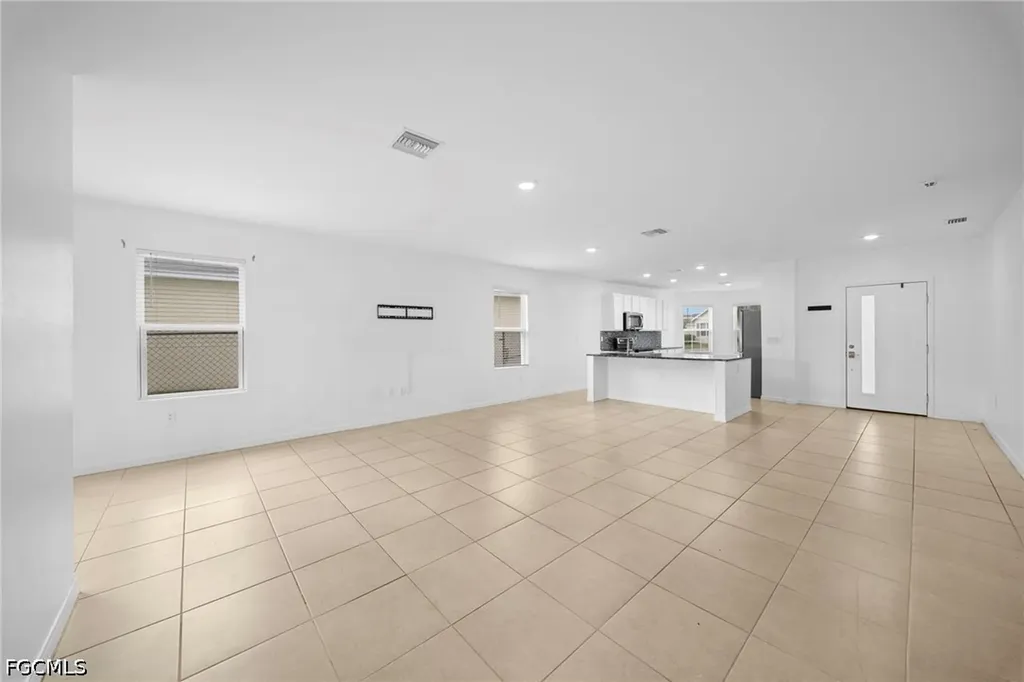 10464 Canal Brook Lane Lehigh Acres FL 33936