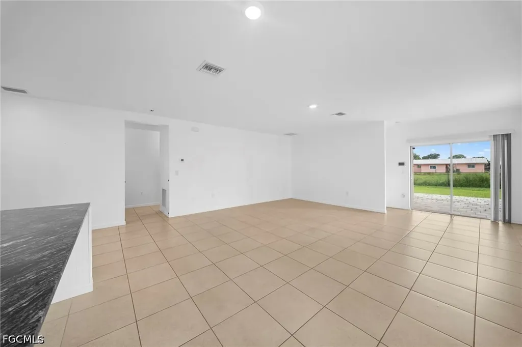 10464 Canal Brook Lane Lehigh Acres FL 33936