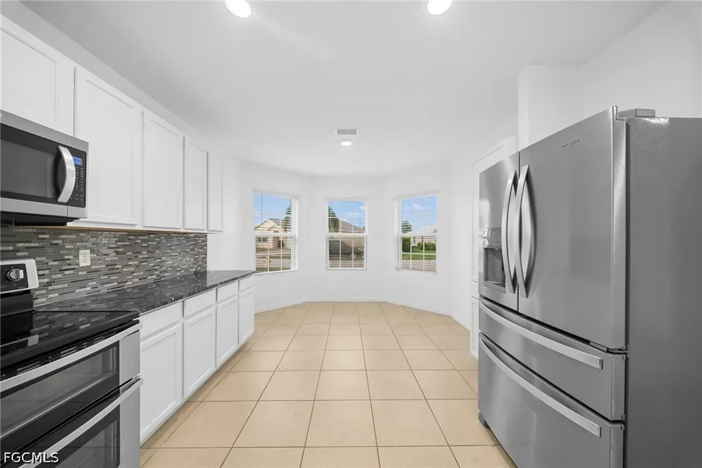 10464 Canal Brook Lane Lehigh Acres FL 33936