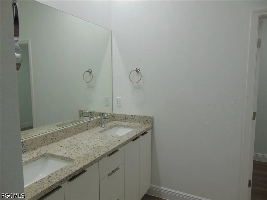 9020 E Castle Circle Labelle FL 33935