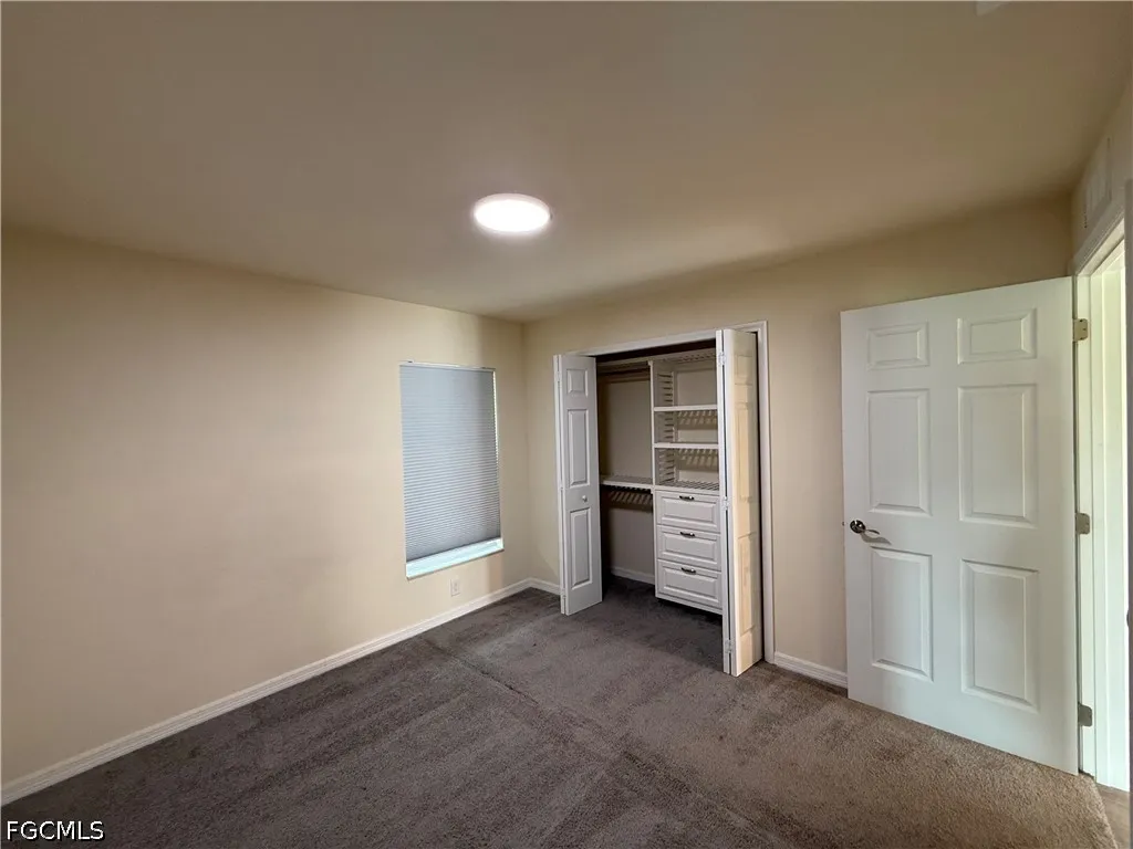 557 Oakshire Lane Lehigh Acres FL 33972