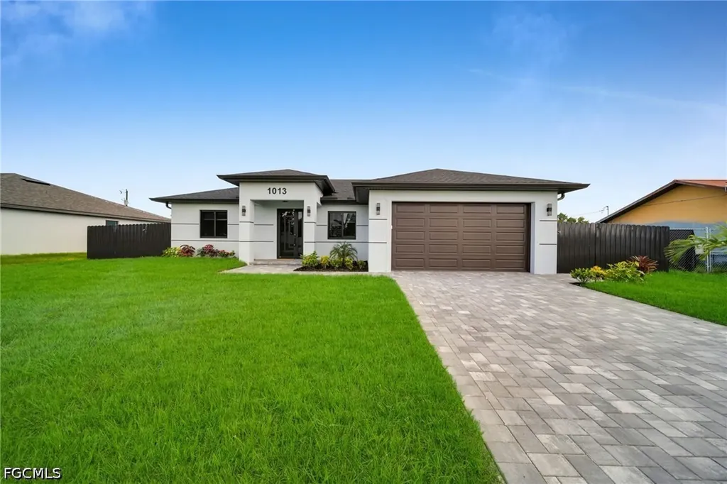 1013 NE 12th Terrace Cape Coral FL 33909