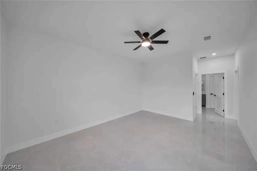 1013 NE 12th Terrace Cape Coral FL 33909