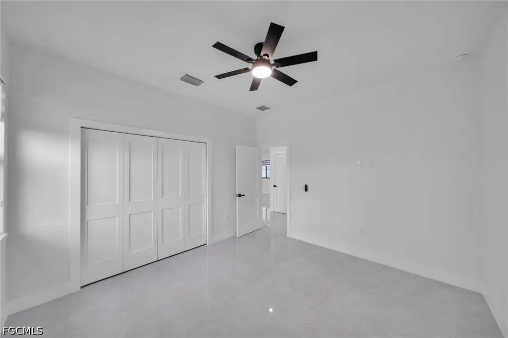 1013 NE 12th Terrace Cape Coral FL 33909