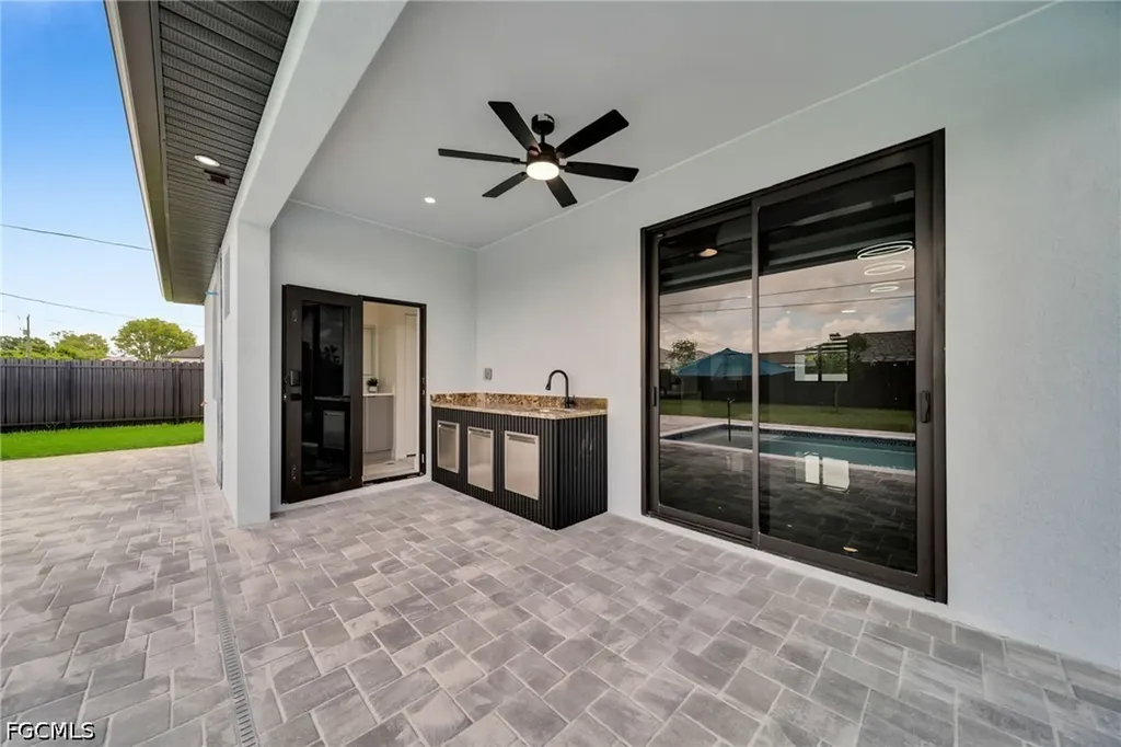 1013 NE 12th Terrace Cape Coral FL 33909