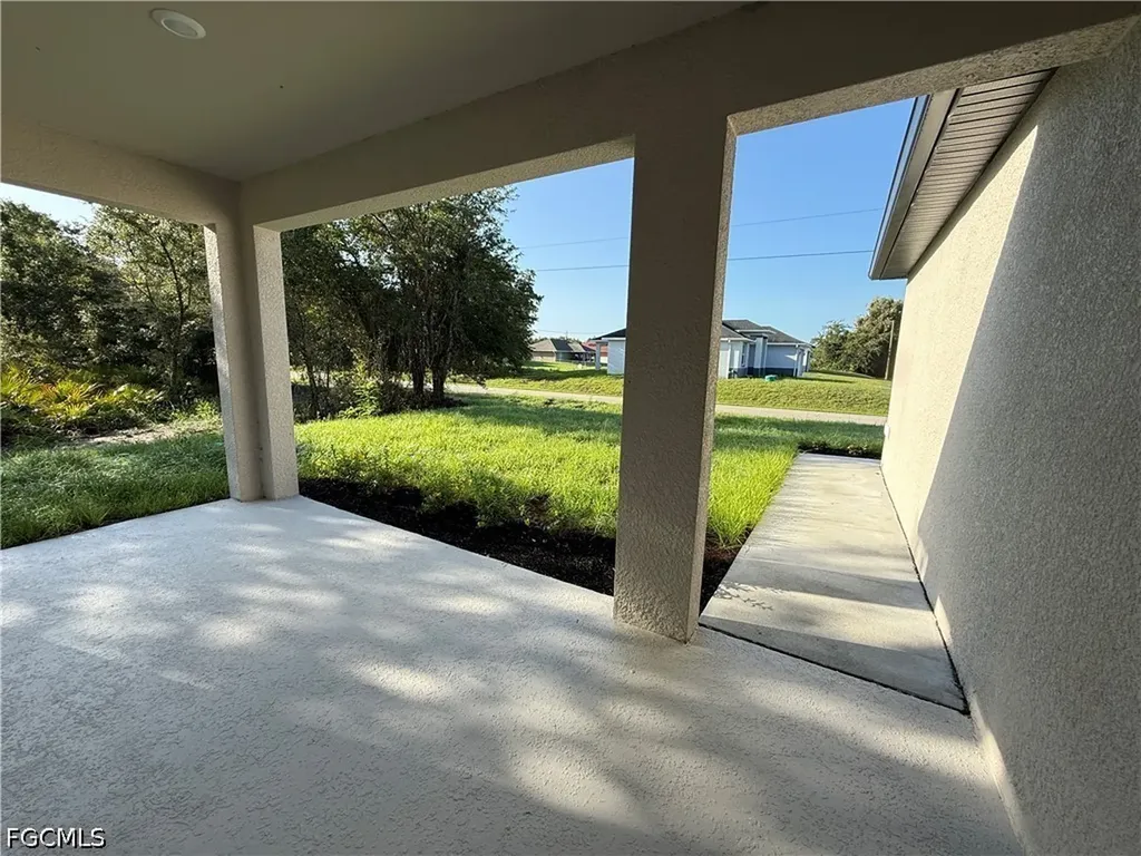 2714 47th Street W Lehigh Acres FL 33971