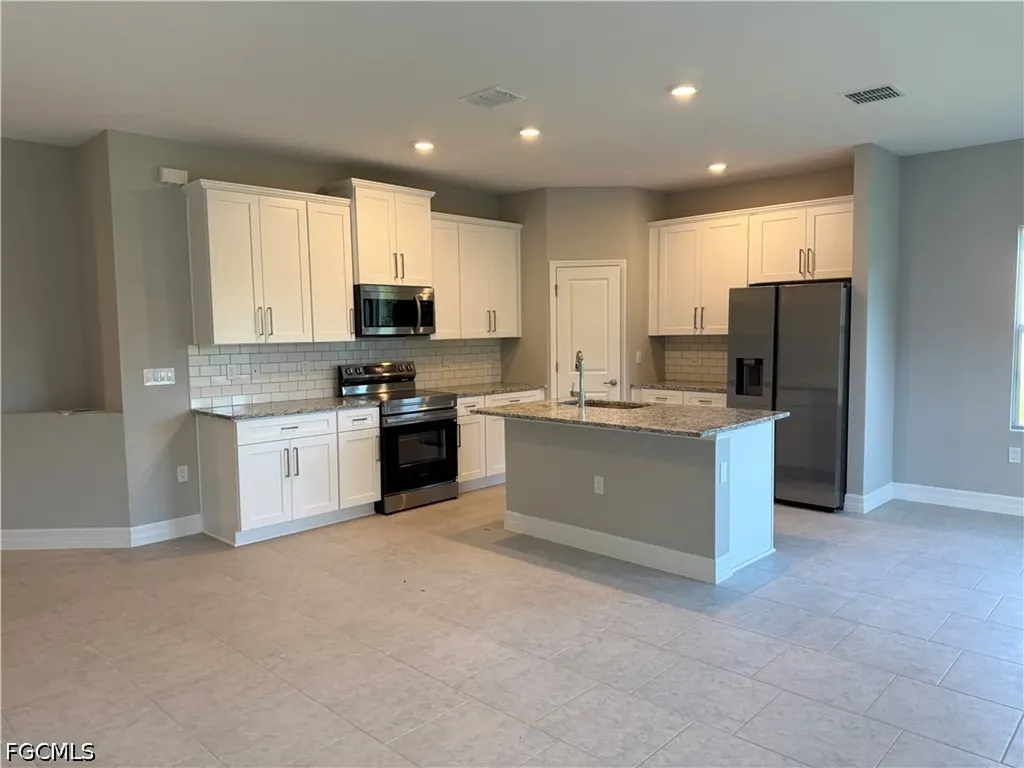 2714 47th Street W Lehigh Acres FL 33971