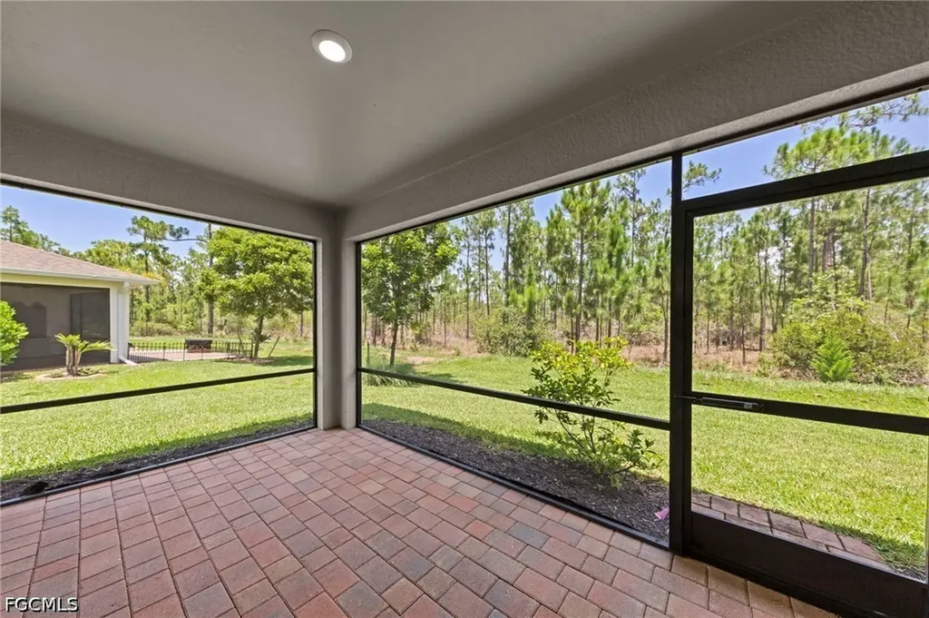 20615 Plumwood Loop North Fort Myers FL 33917