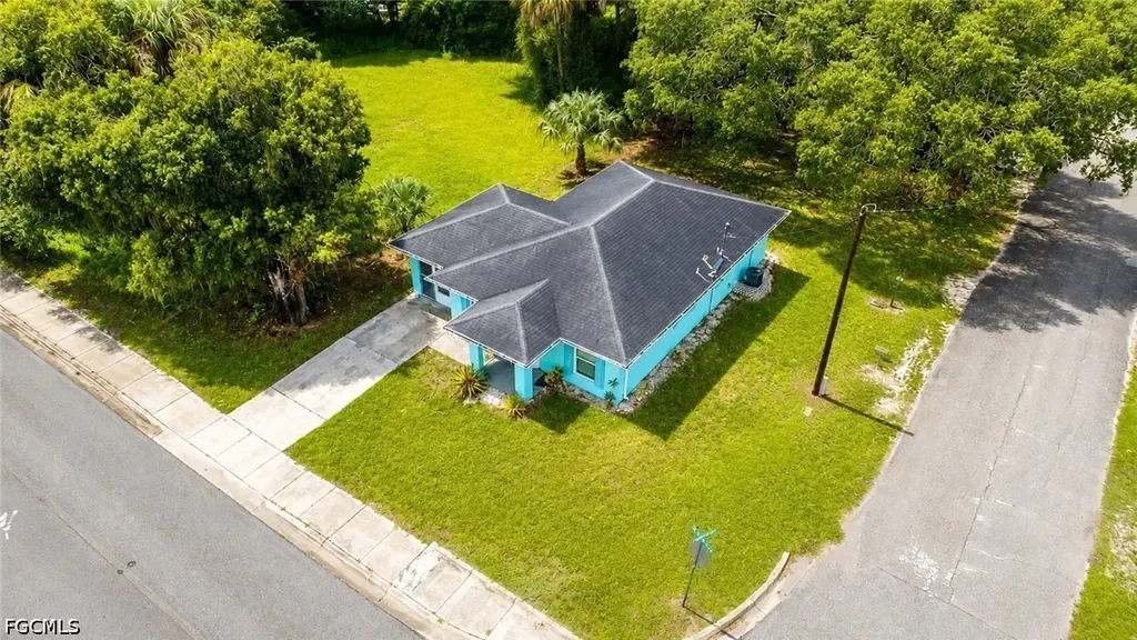 420 Martin Luther King Boulevard Labelle FL 33935