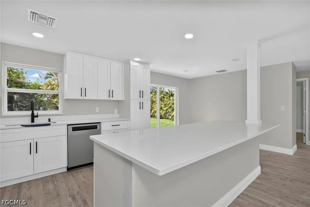 1628 N Flossmoor Road Fort Myers FL 33919