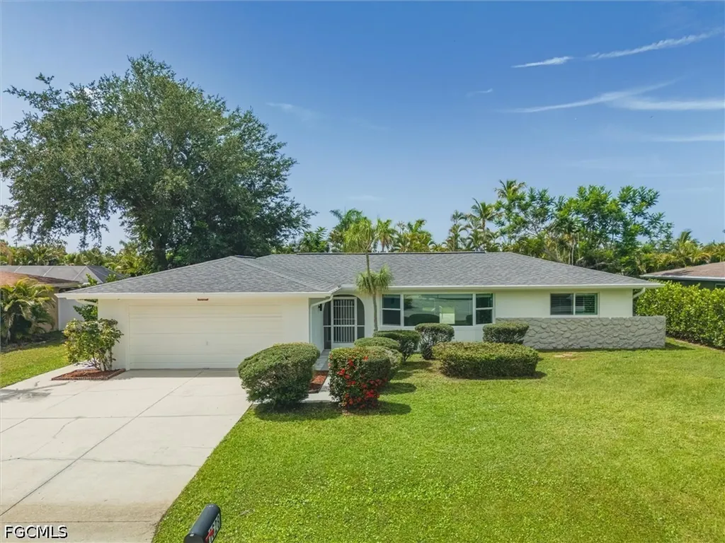 1628 N Flossmoor Road Fort Myers FL 33919