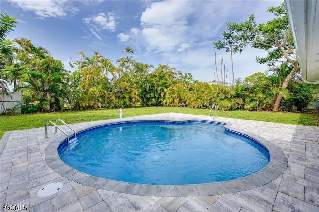 1628 N Flossmoor Road Fort Myers FL 33919