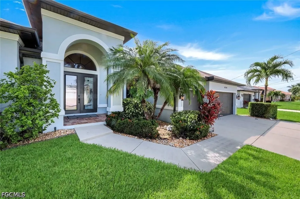 4346 SW 25th Avenue Cape Coral FL 33914