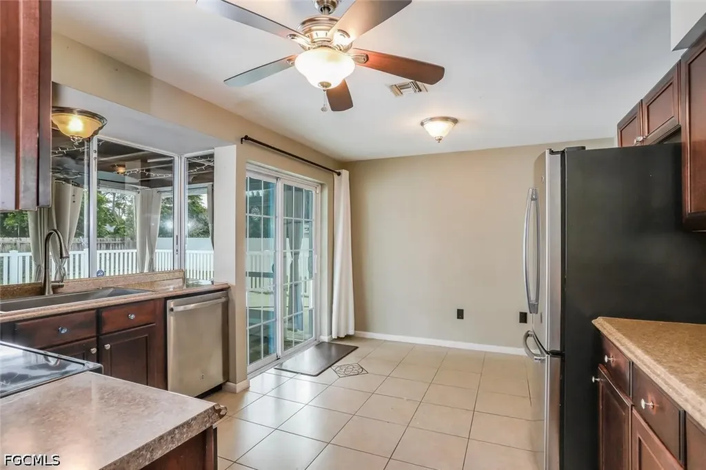 117 SE 45th Terrace Cape Coral FL 33904