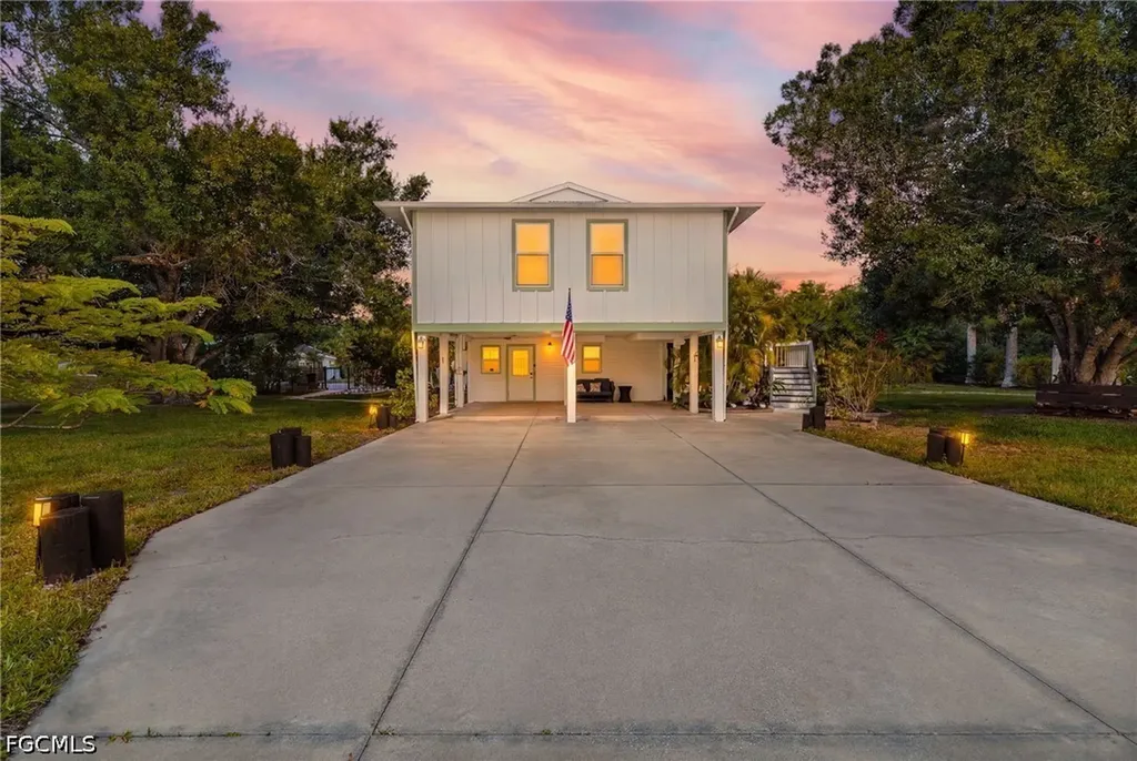 ST. James City FL, 8787 Kodiak Lane