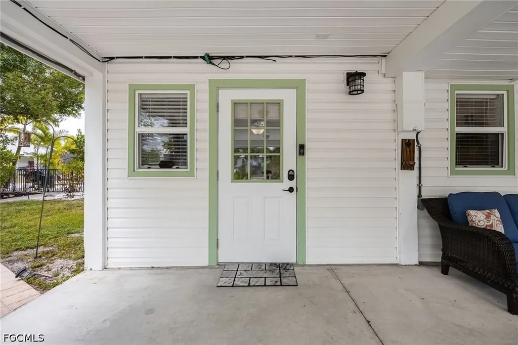 8787 Kodiak Lane St. James City FL 33956