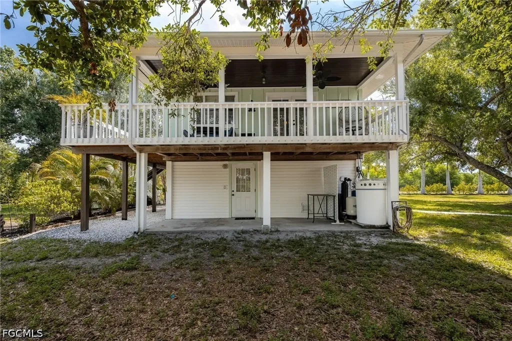 8787 Kodiak Lane St. James City FL 33956