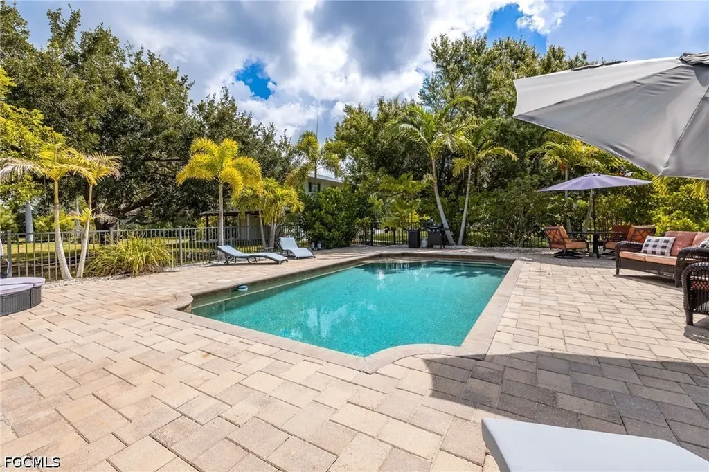 8787 Kodiak Lane St. James City FL 33956
