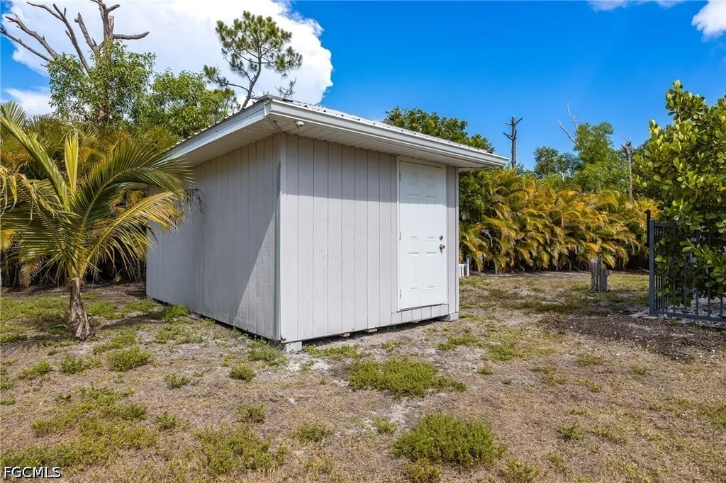8787 Kodiak Lane St. James City FL 33956