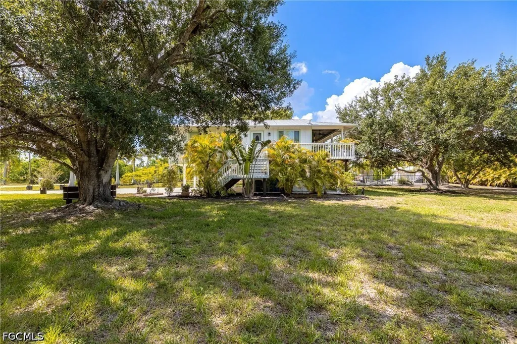 8787 Kodiak Lane St. James City FL 33956