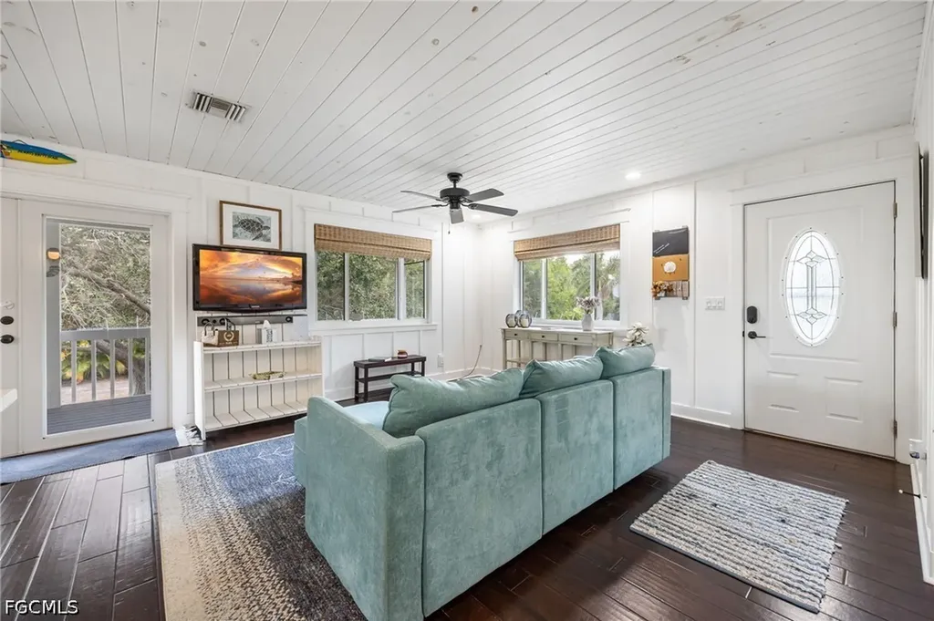 8787 Kodiak Lane St. James City FL 33956
