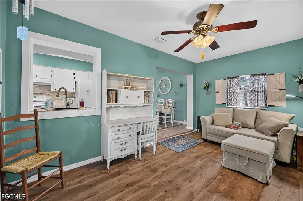 1253 Fleetwood Drive NW Port Charlotte FL 33948
