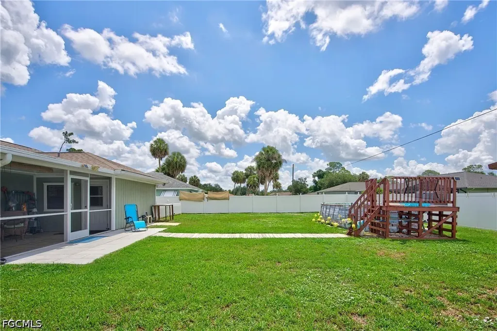 1253 Fleetwood Drive NW Port Charlotte FL 33948
