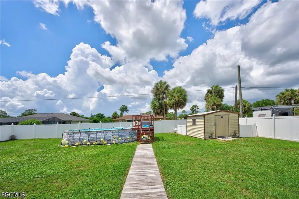 1253 Fleetwood Drive NW Port Charlotte FL 33948