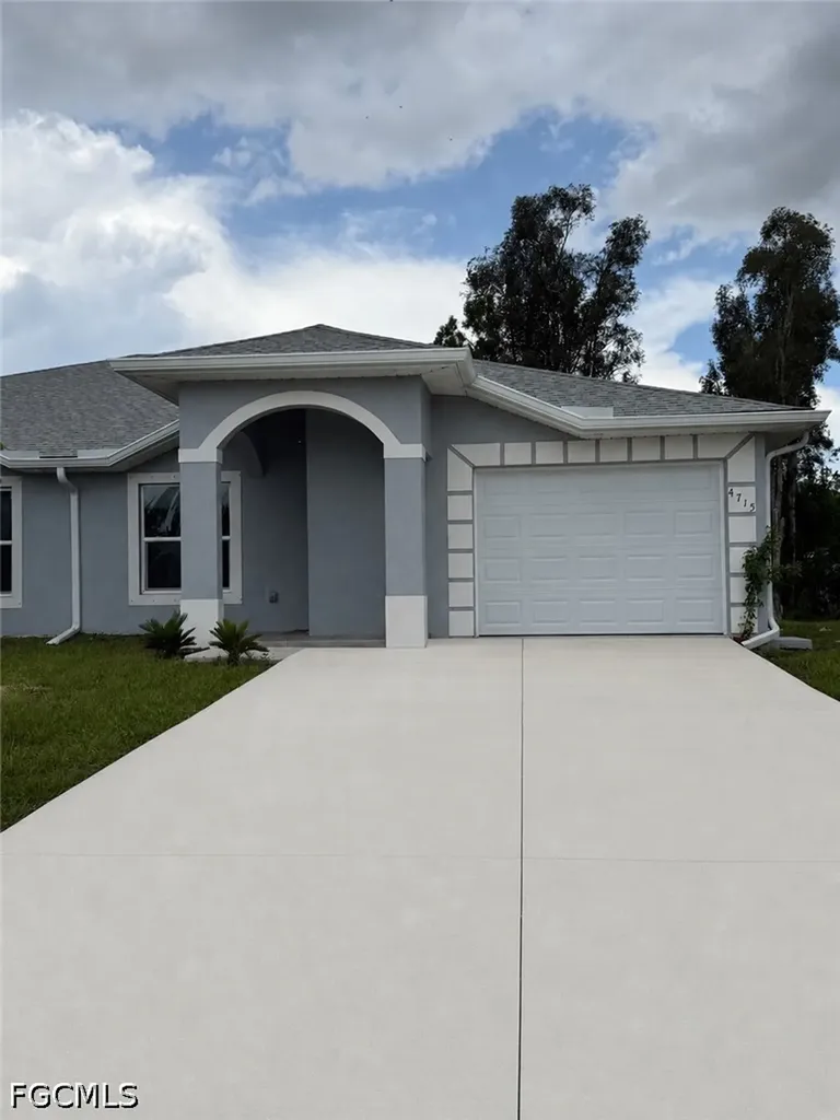 4715 26th Street SW Lehigh Acres FL 33973