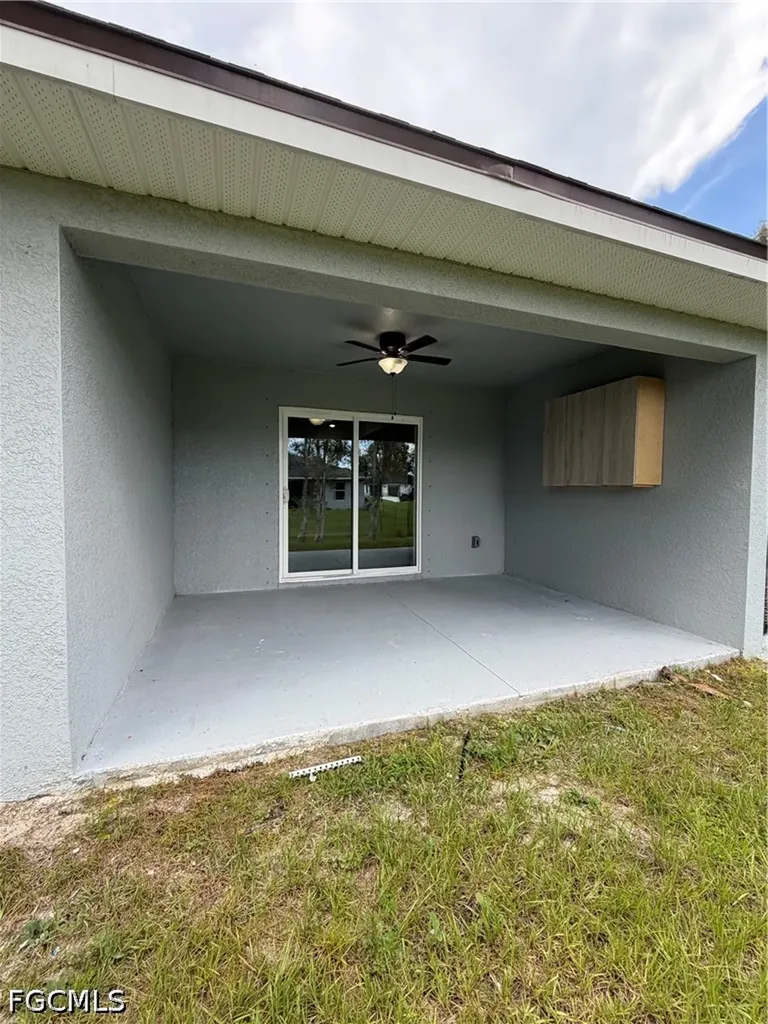 4715 26th Street SW Lehigh Acres FL 33973