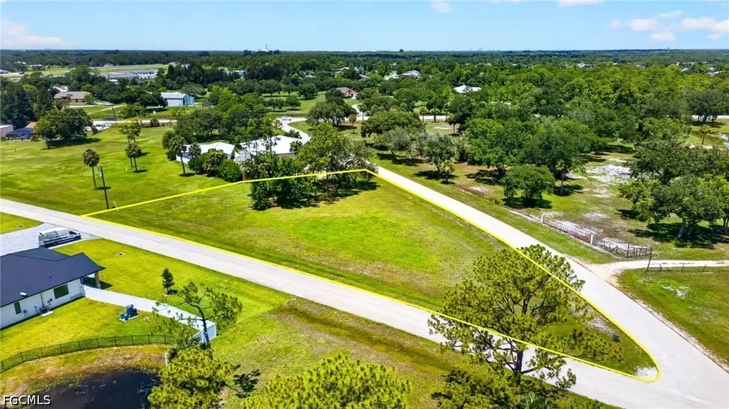 Corner School Ln And Wood Street Fort Myers FL 33905