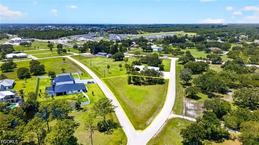 Corner School Ln And Wood Street Fort Myers FL 33905