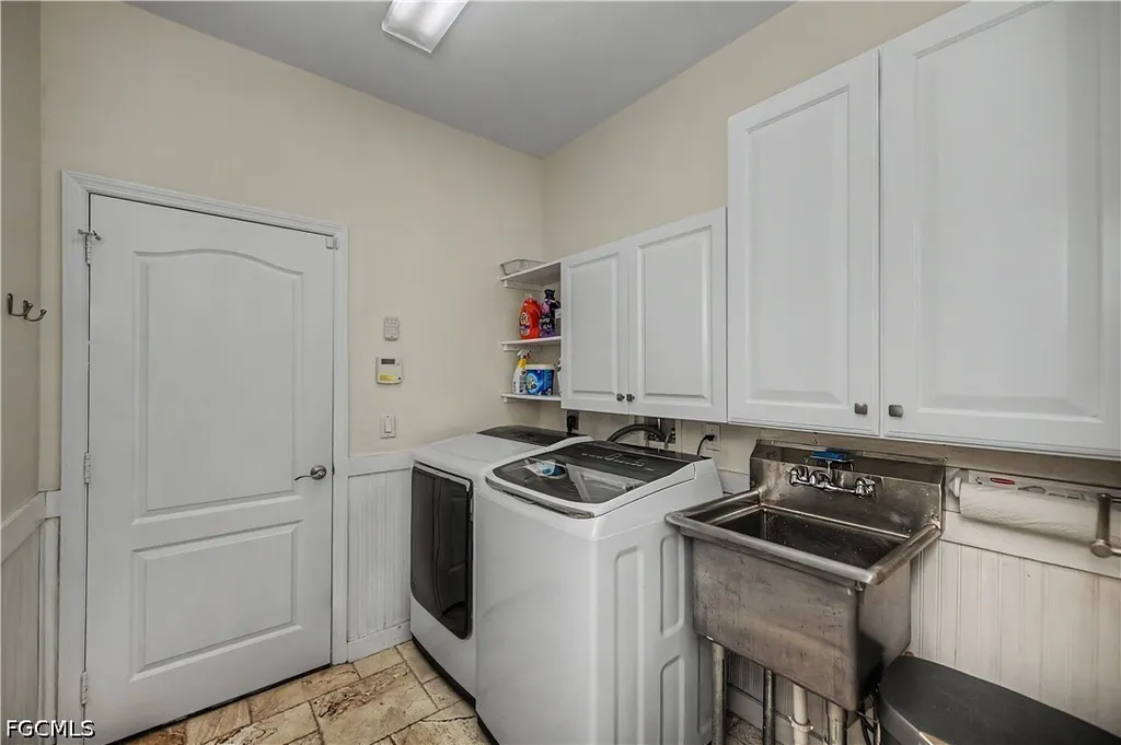 3296 Hampton Boulevard Alva FL 33920