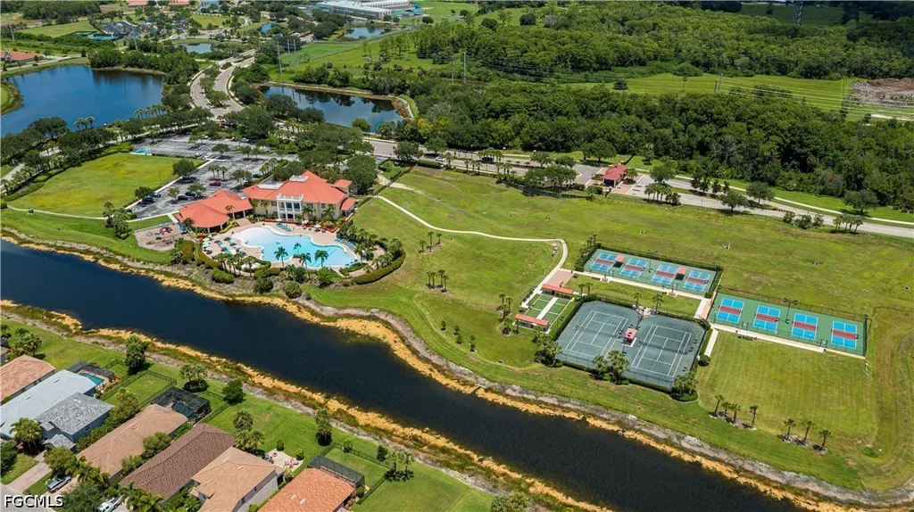 3296 Hampton Boulevard Alva FL 33920