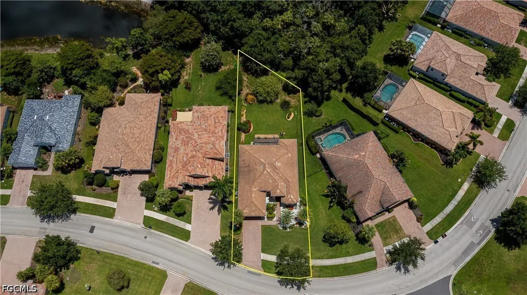 3296 Hampton Boulevard Alva FL 33920