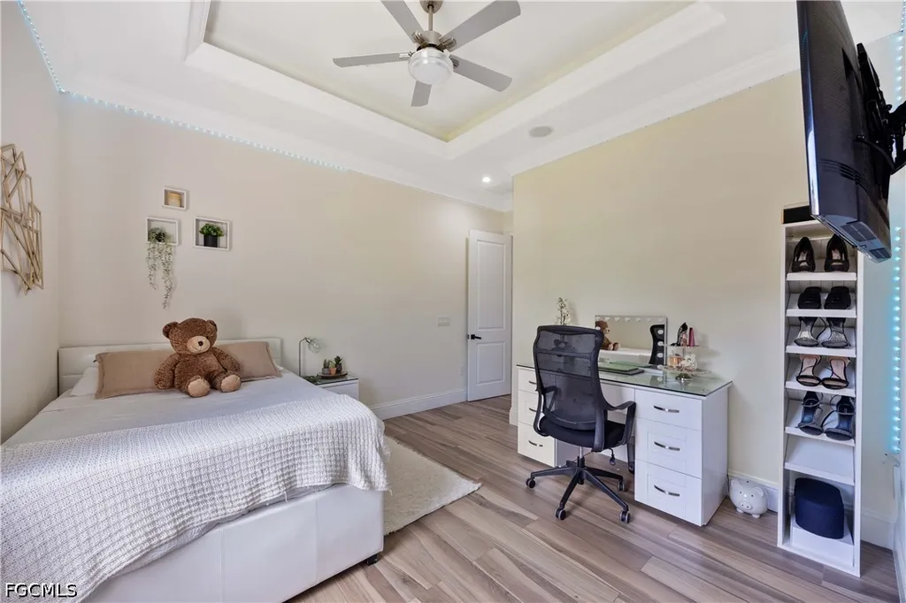 214 9th Street NW Naples FL 34120