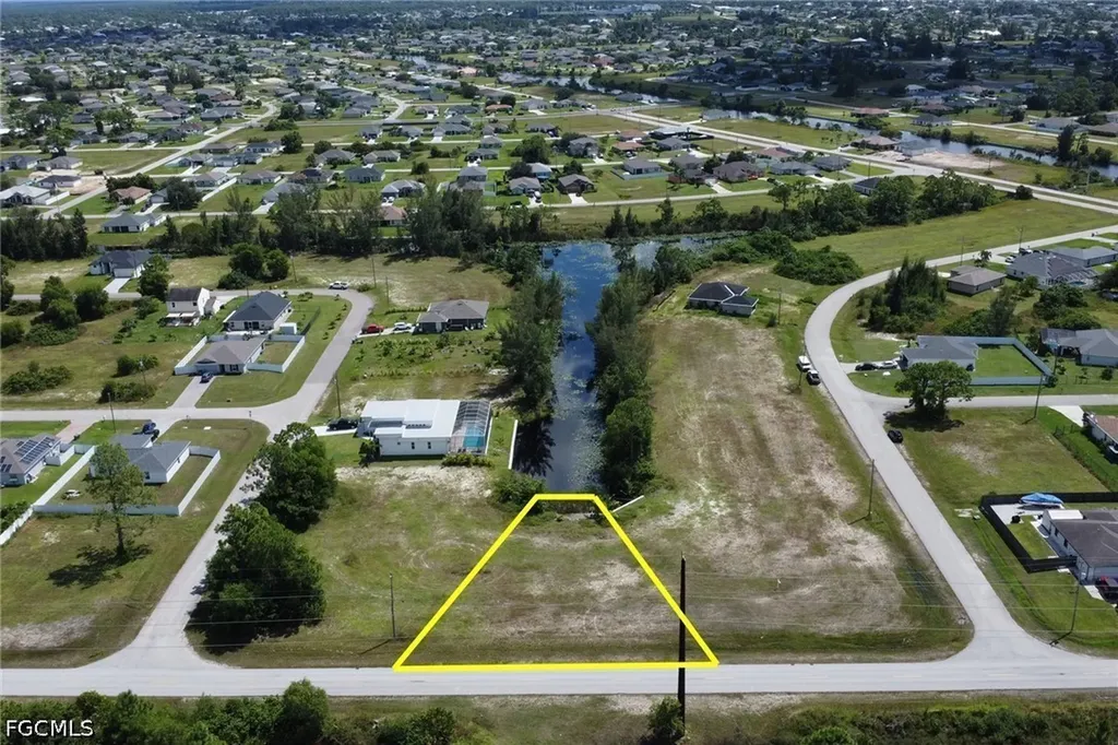 3819 Andalusia Boulevard Cape Coral FL 33909