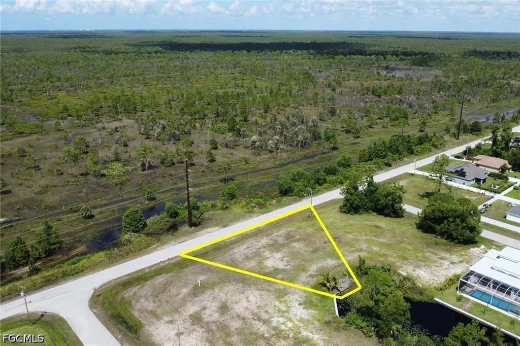 3819 Andalusia Boulevard Cape Coral FL 33909