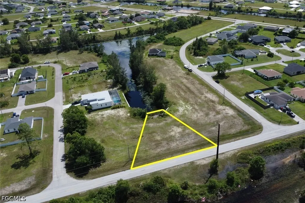3819 Andalusia Boulevard Cape Coral FL 33909