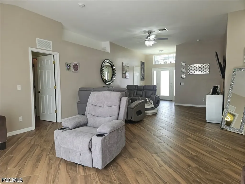 18300 Plumbago Court Lehigh Acres FL 33972