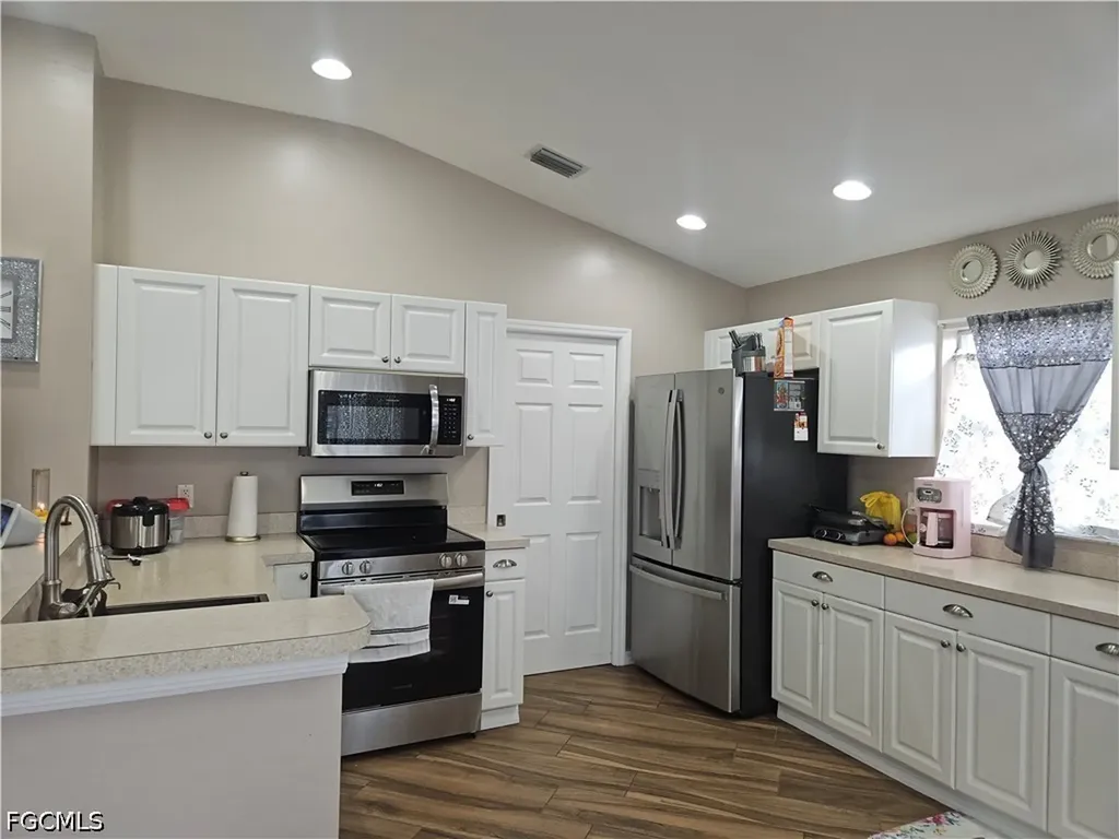 18300 Plumbago Court Lehigh Acres FL 33972