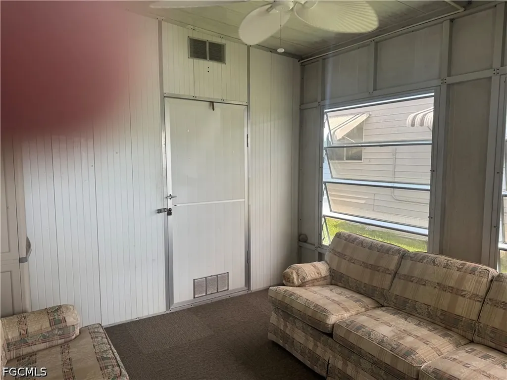 84 Poinsettia Drive Fort Myers FL 33905