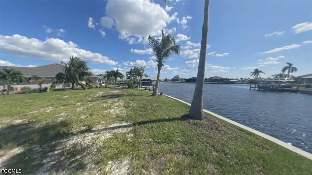 1414 NW 37th Place Cape Coral FL 33993