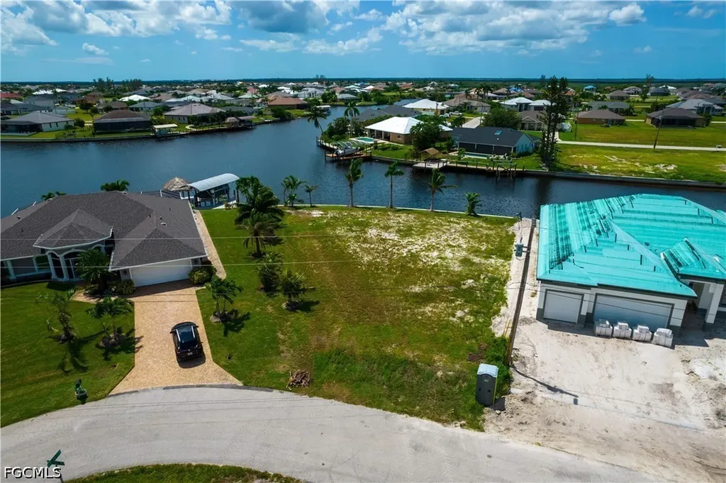 1414 NW 37th Place Cape Coral FL 33993