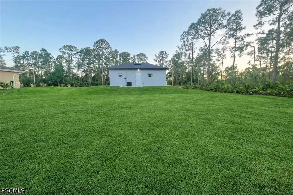 571 Genoa Avenue S Lehigh Acres FL 33974